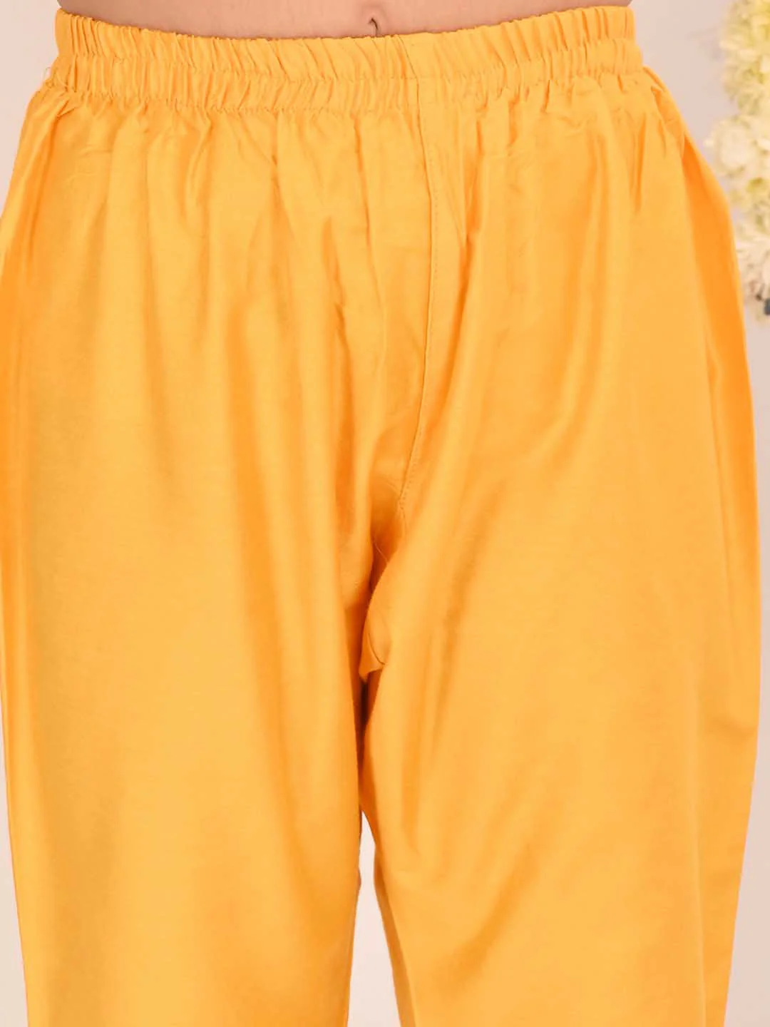 Girl's' Yellow Embellished Kurta Pyjama Set - Image 5