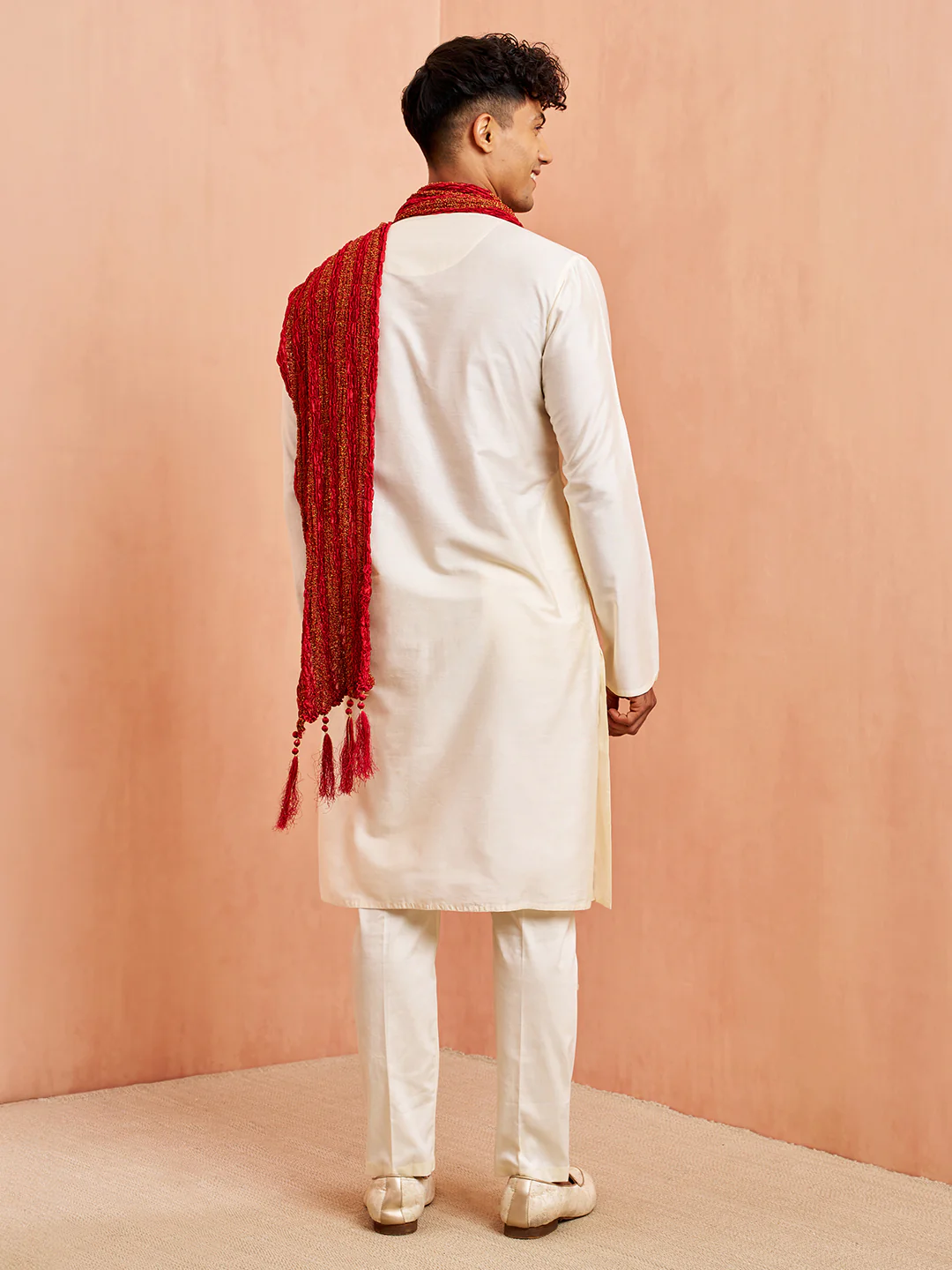 Vastramay Men Cream Silk Kurta Pyjama Set - 3 Piece with Maroon Dupatta Wedding Wear - Image 3
