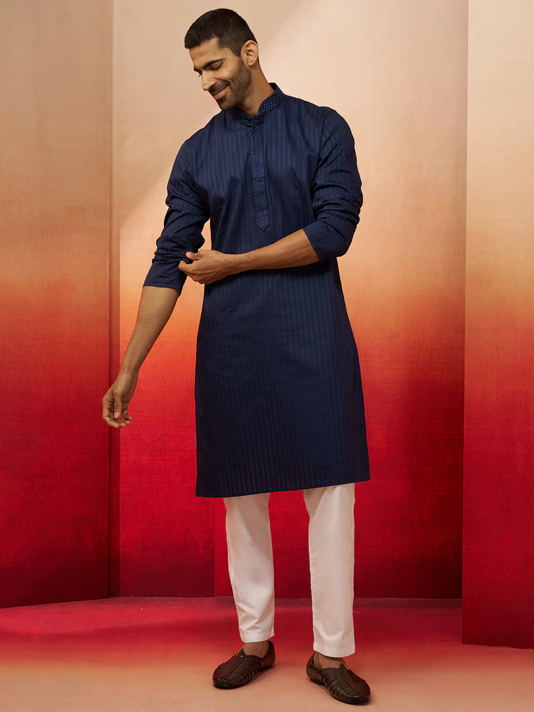 Vastramay Men Navy Blue Cotton Monalisa Embroidered Kurta - Image 6