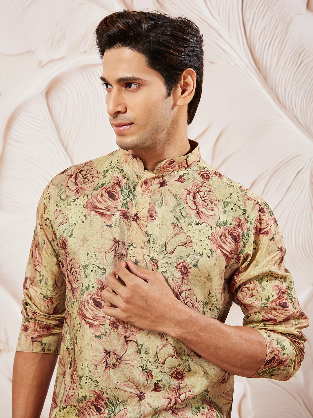 Men's Beige Floral Printed Straight Kurta - Image 3