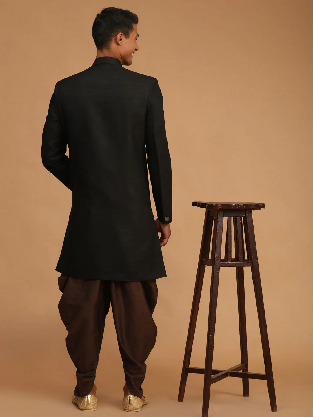 Men's Black Sherwani Set - Image 3