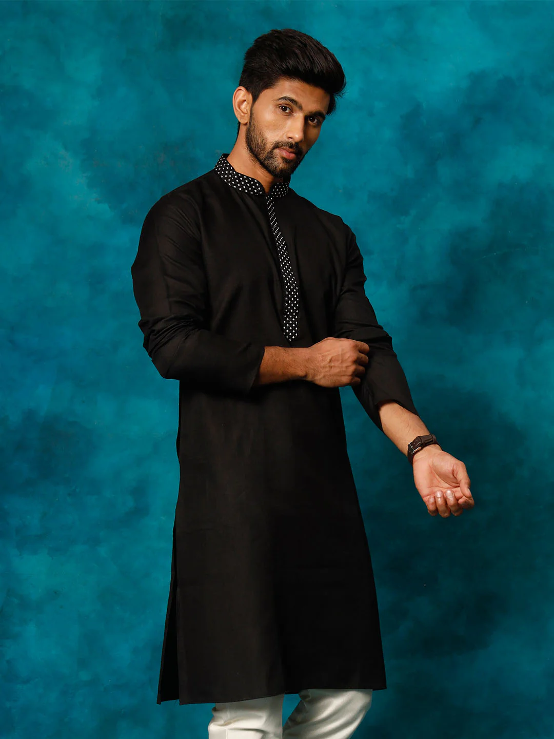 Men's Black Cotton Blend Ethnic Kurta - Image 2