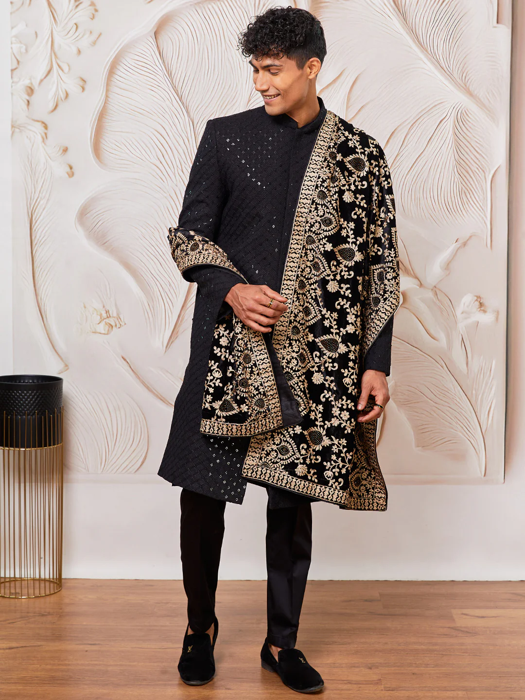 Men's Black Cotton Blend Sherwani Pant And Dupatta Set - Image 5