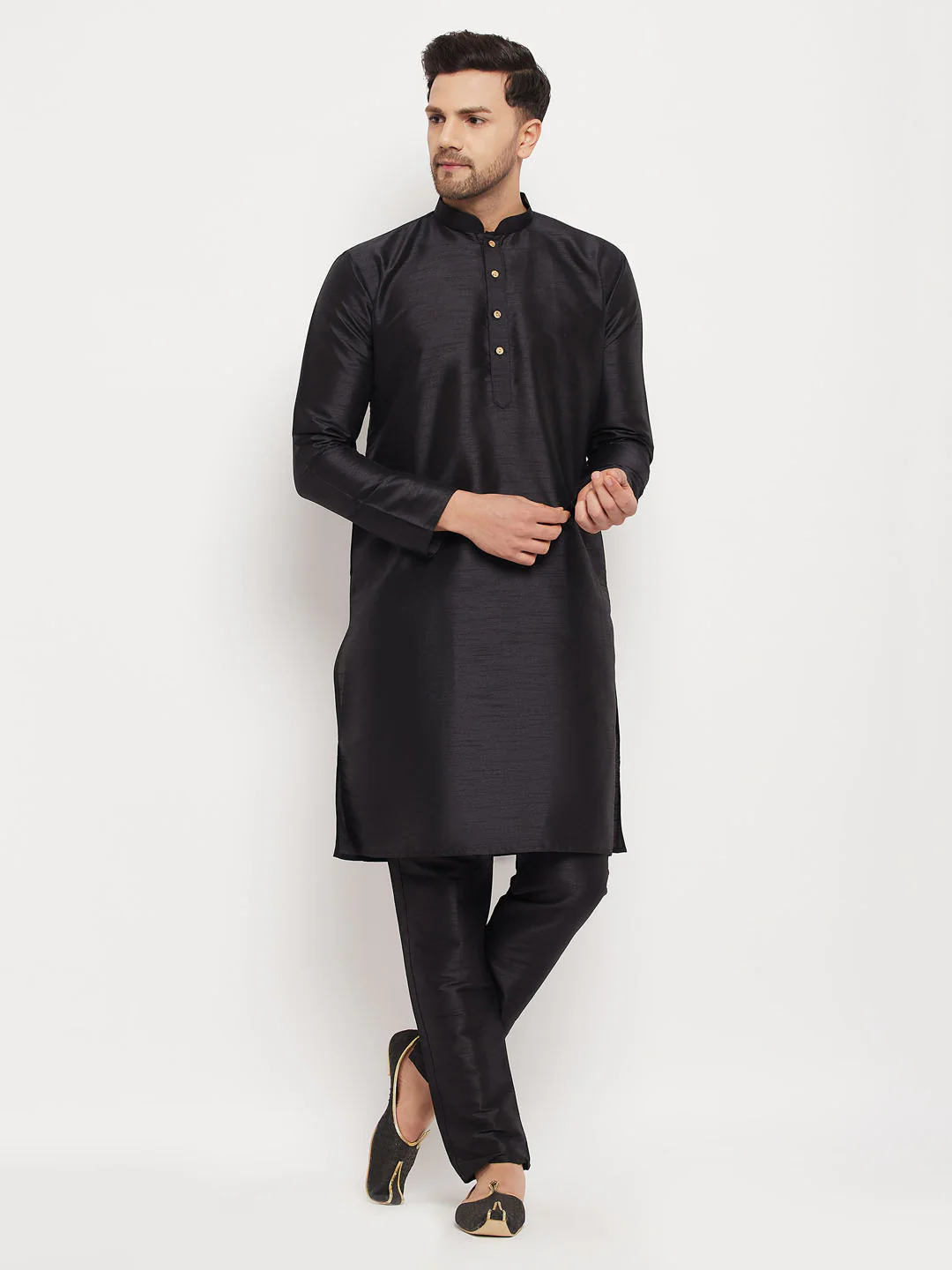 Men's Black Silk Blend Kurta And Black Pant Style Pyjama Set