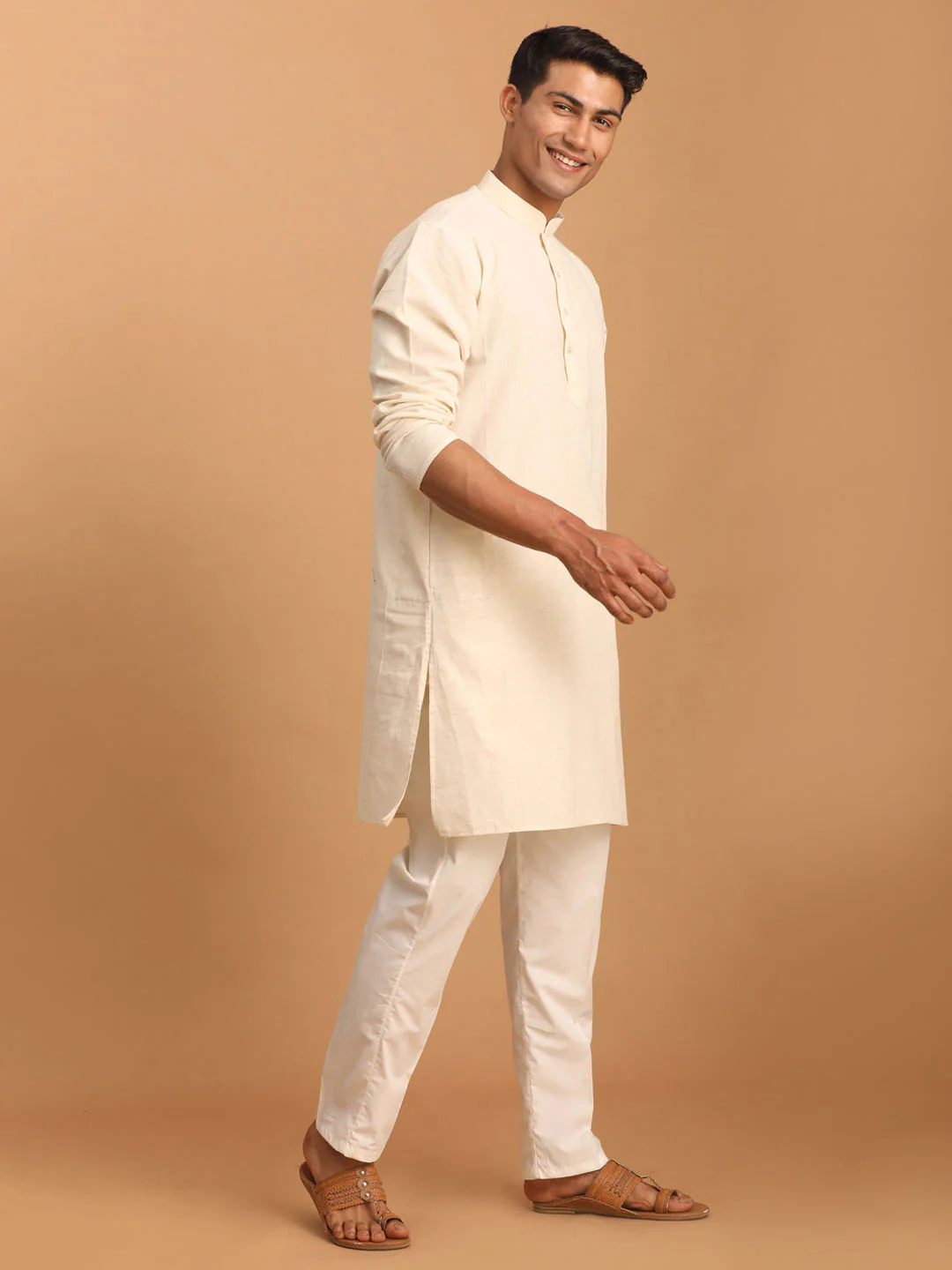 Men's Cream Cotton Kurta With Cream Pant Set - Image 2