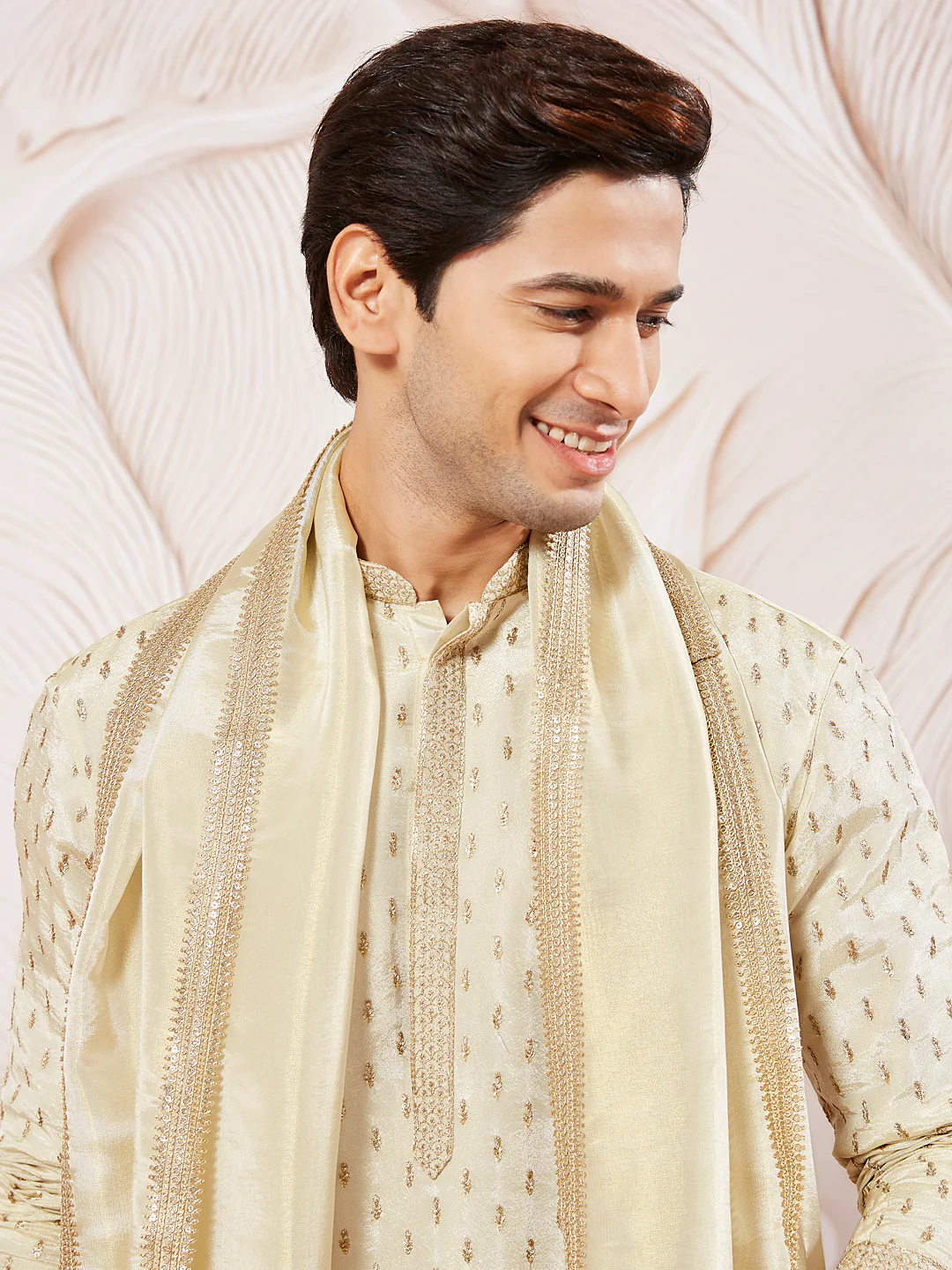 Men's Cream Tissue Silk Kurta Pyjama And Dupatta Set - Image 3