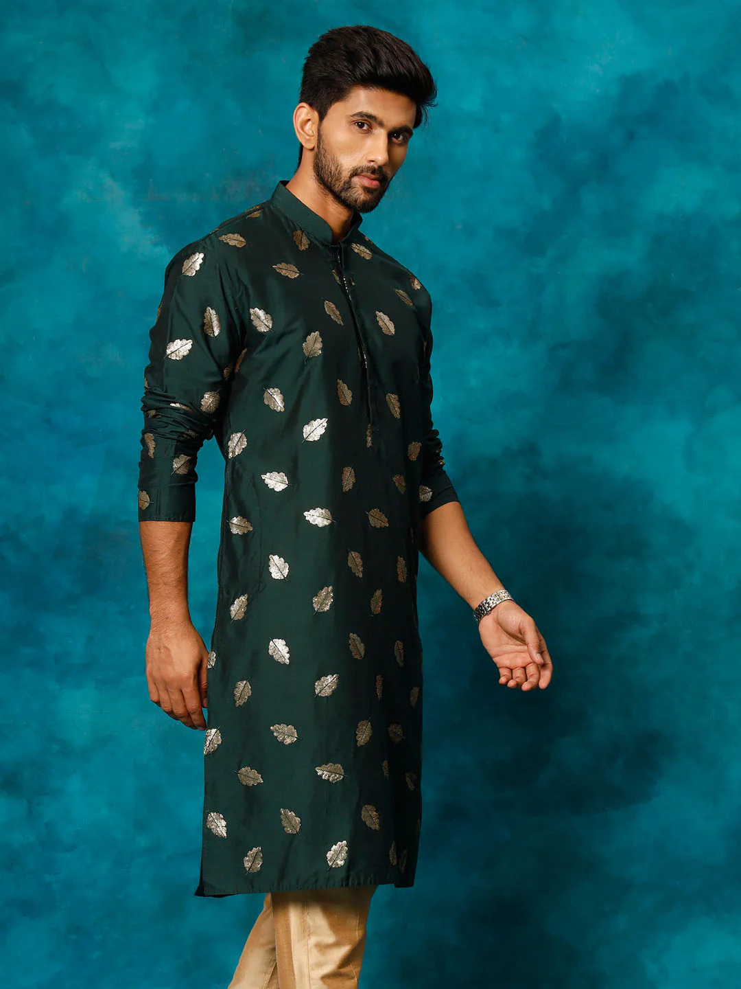 Men's Green Leaf Motif Embellished Kurta - Image 2