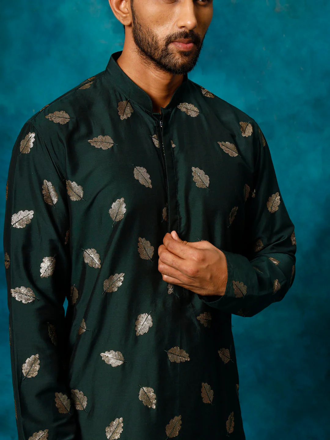 Men's Green Leaf Motif Embellished Kurta - Image 4