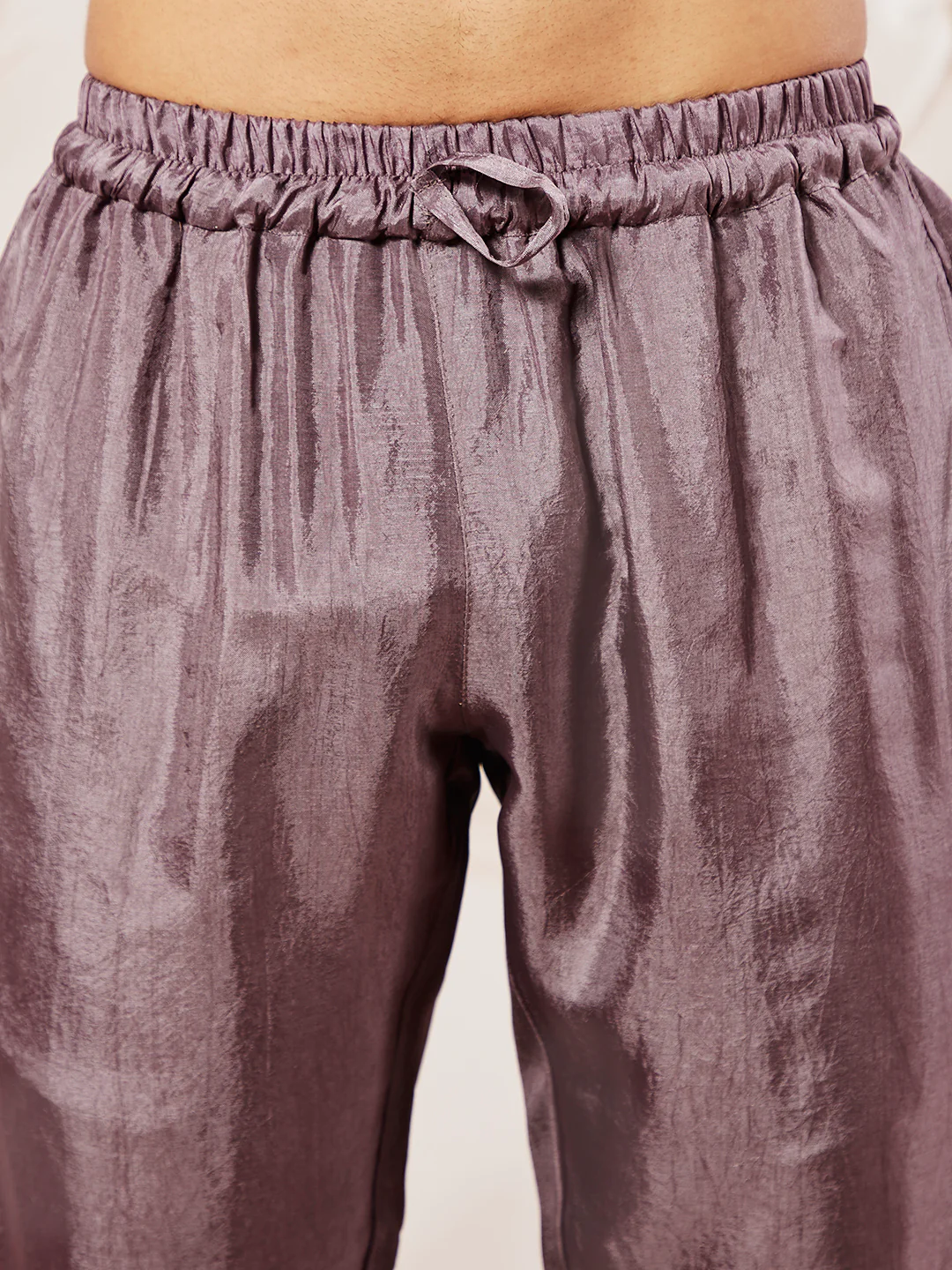 Men's Lavender Tissue Silk Kurta Pyjama Set - Image 5