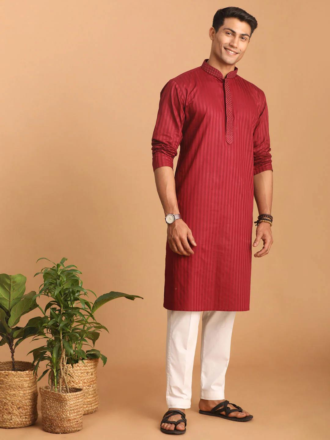 Men's Maroon Cotton Blend Solid Kurta With White Pant Set - Image 7