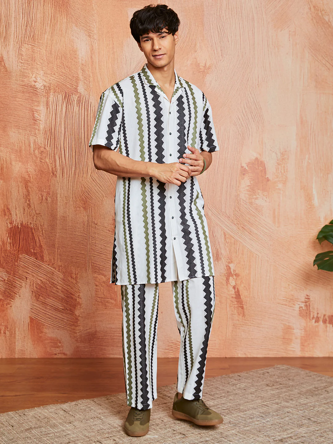 Men's Multi Color Cotton Kurta And Pyjama Set - Image 5