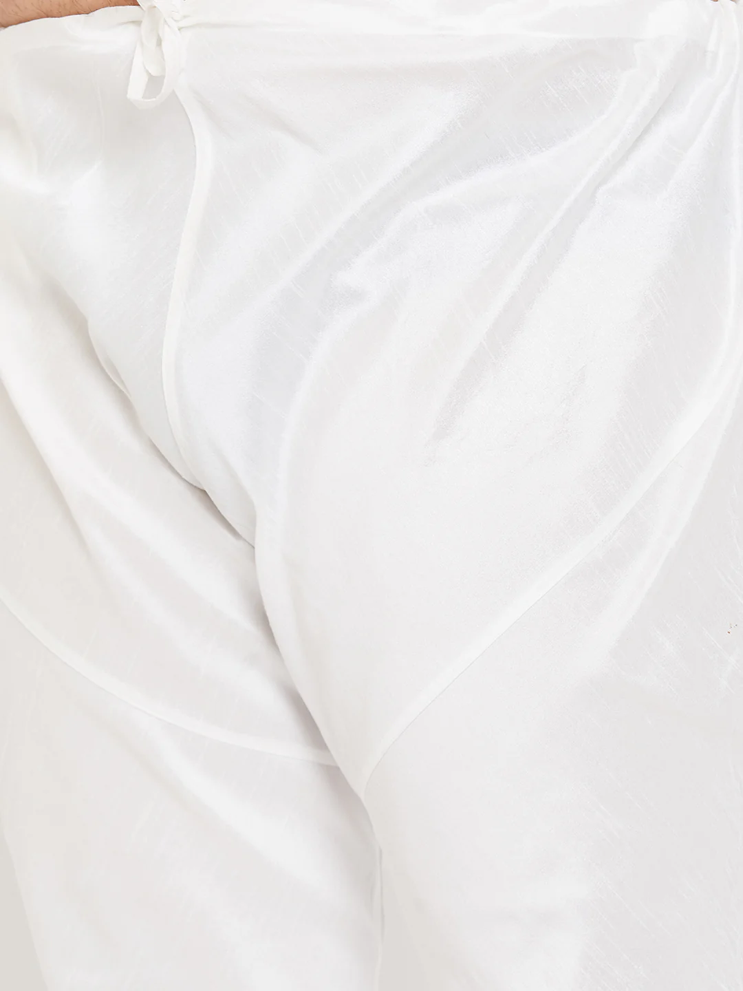 Men's Plus Size White Silk Blend Kurta Pyjama Set - Image 5