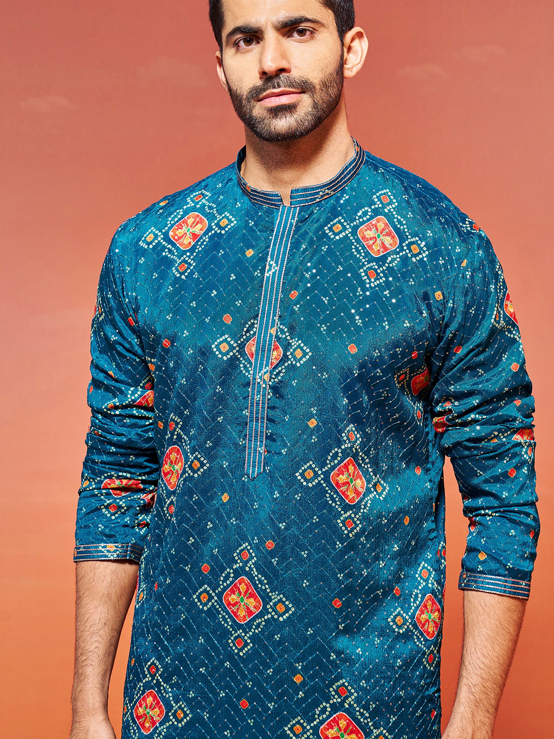 Men's Turquoise Chinon Kurta And Pyjama Set. - Image 2