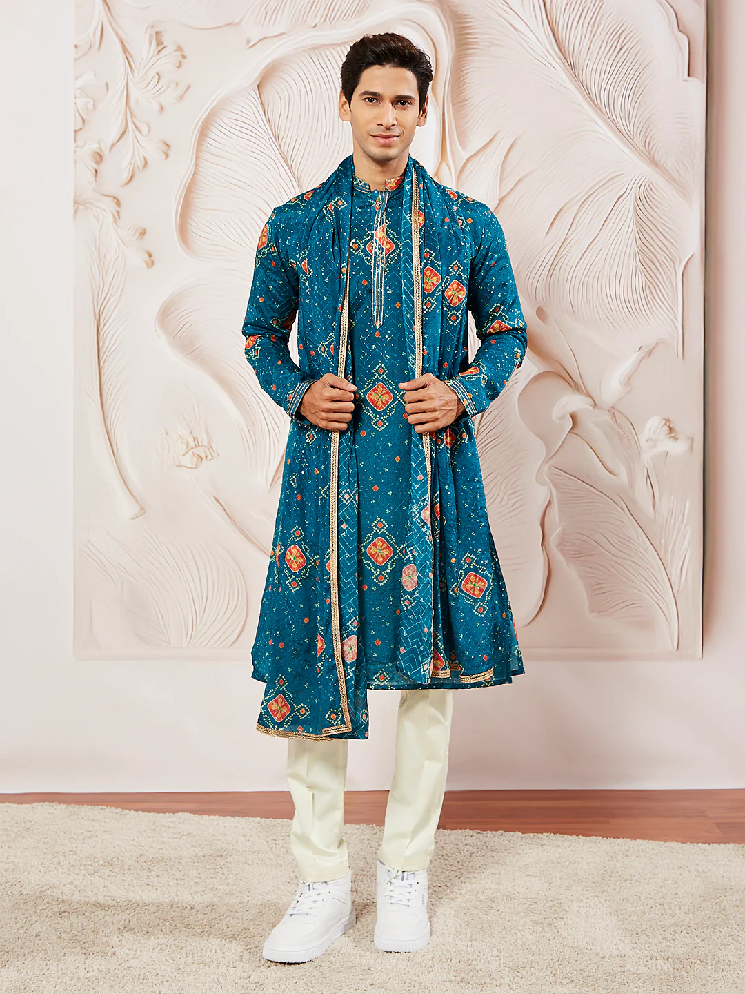 Men's Turquoise Chinon Kurta Pyjama And Dupatta Set For Men. - Image 3