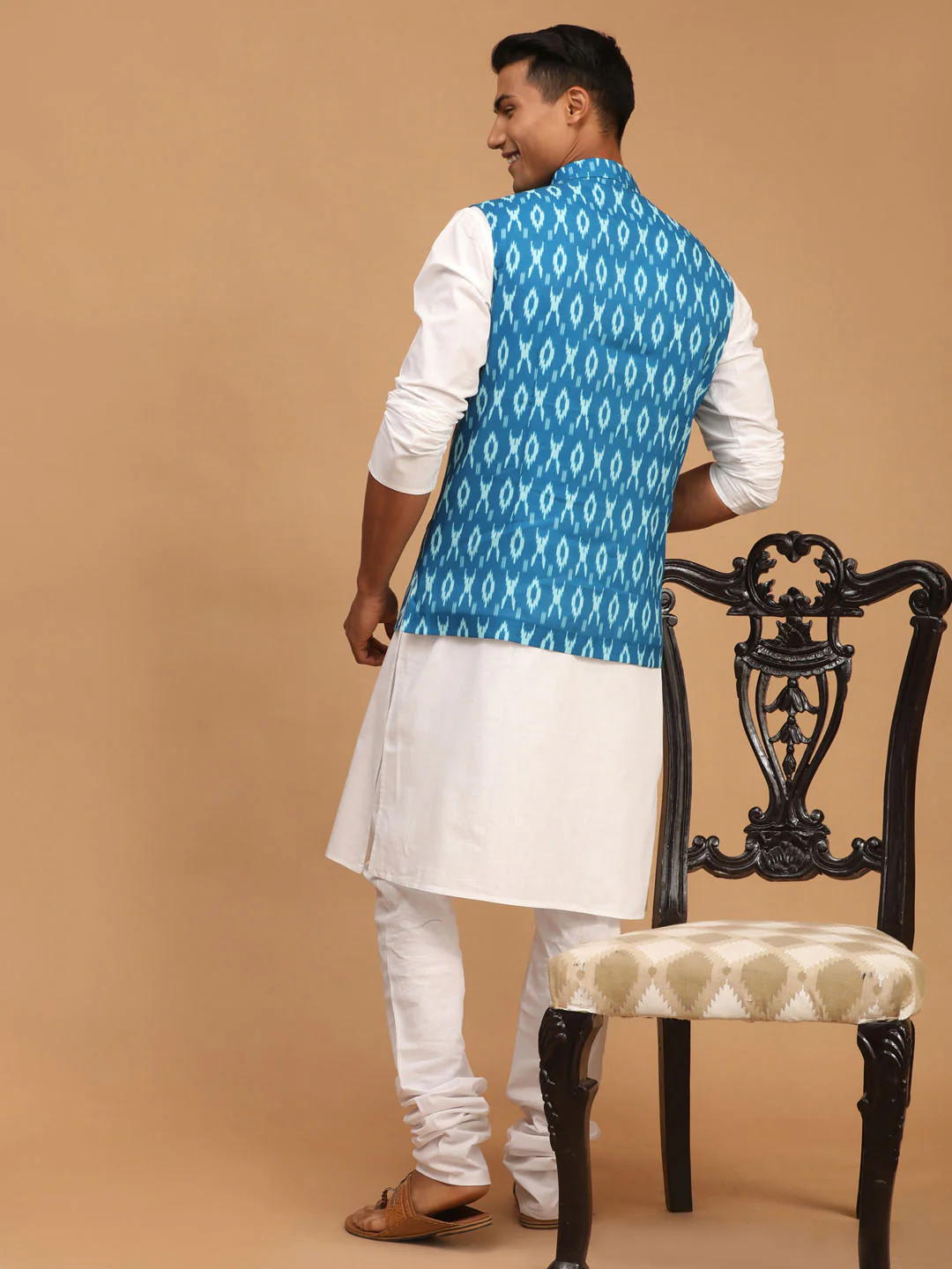 Men's Turquoise Cotton Nehru Jacket With White Kurta And Pyjama Set - Image 3