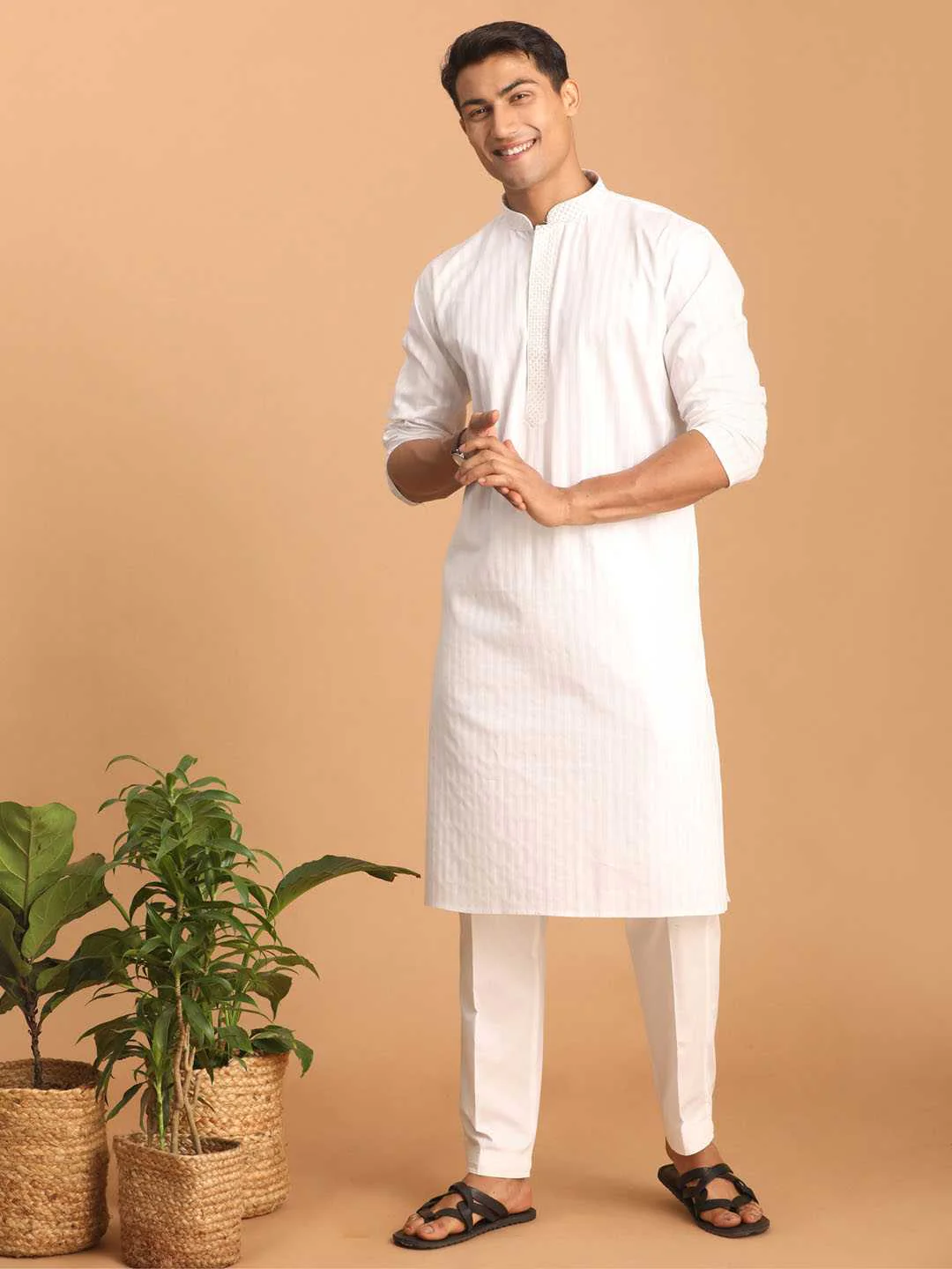 Men's White Cotton Blend Solid Kurta - Image 4