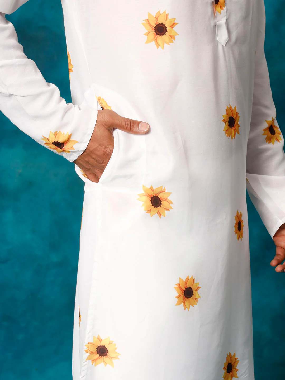 Men's White Cotton Blend Sunflower Print Kurta Pant Set - Image 6