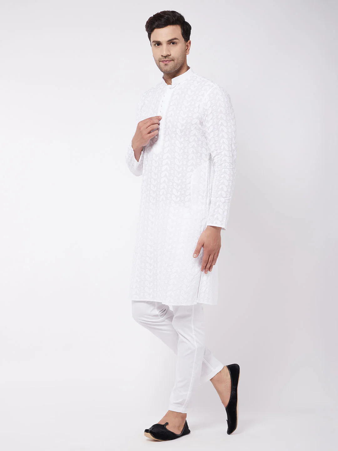 Men's White Pure Cotton Chikankari Kurta With Pant Set - Image 2