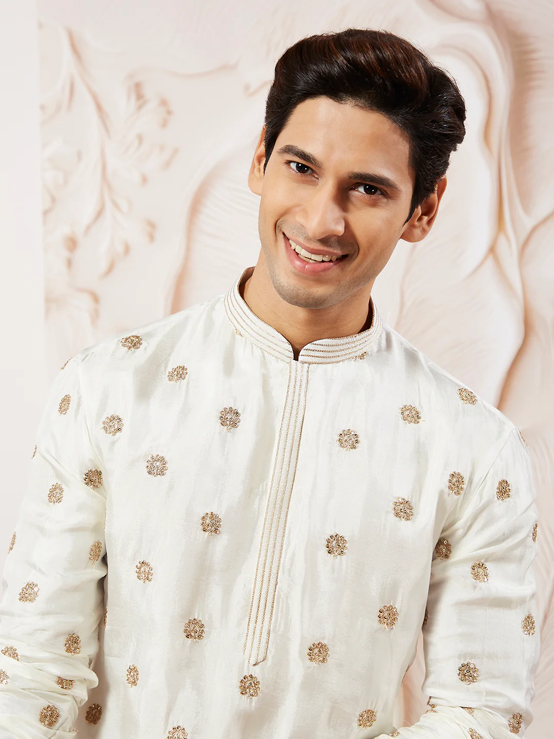 Men's White Tissue Silk Kurta Pyjama Set - Image 3
