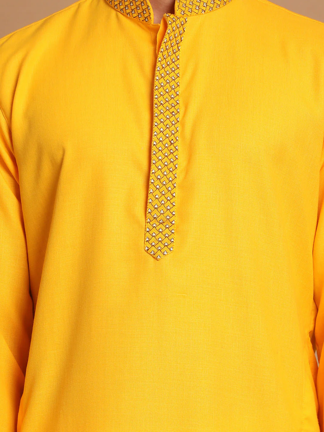 Men's Yellow Color Solid Kurta - Image 4