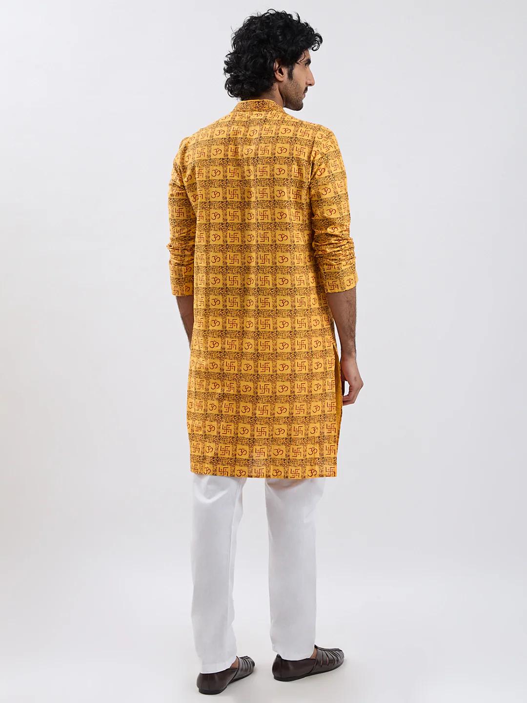 Men's Yellow Cotton Kurta And Pyjama Set - Image 5