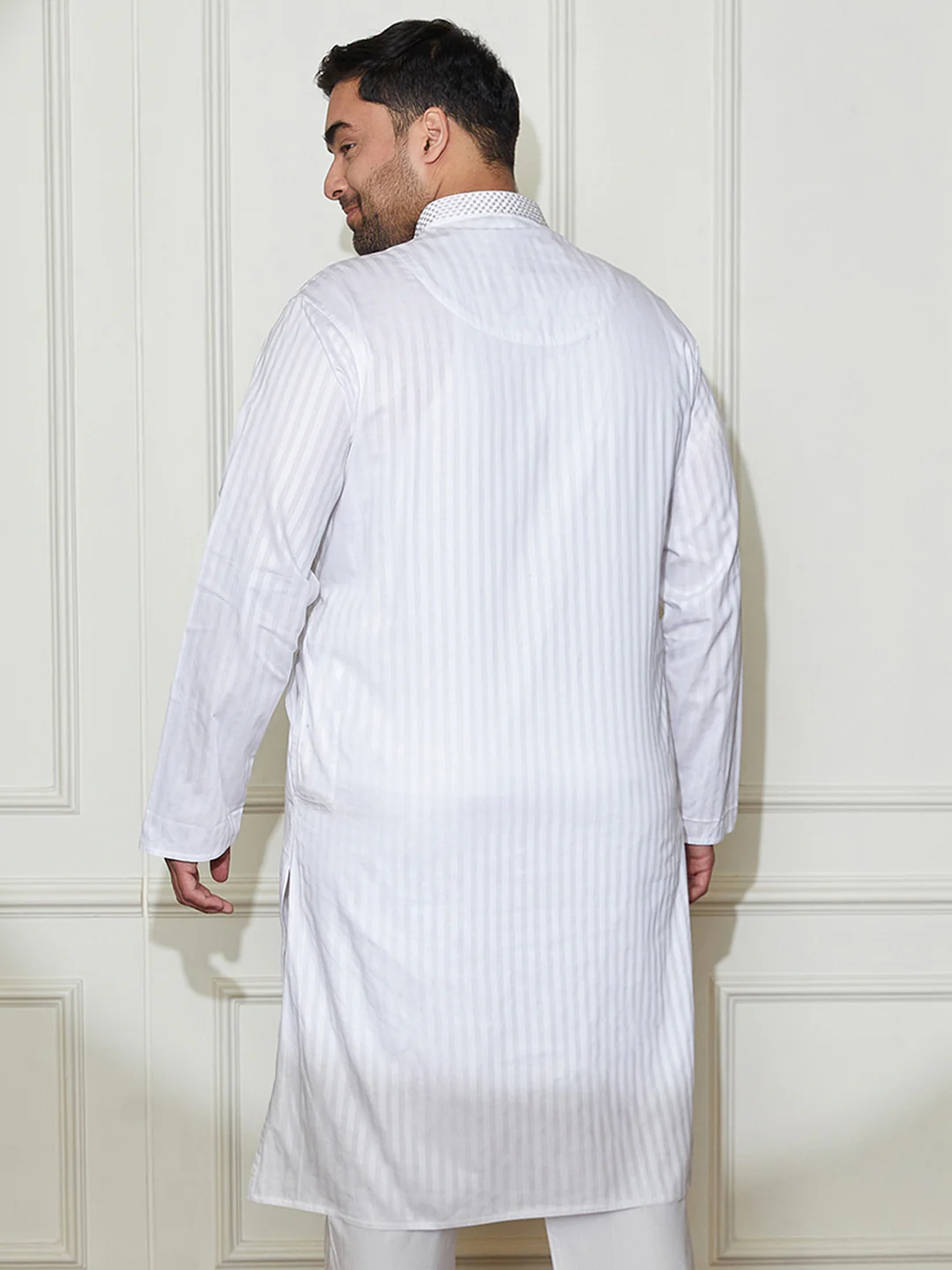 Plus Men's White Cotton Blend Kurta - Image 5
