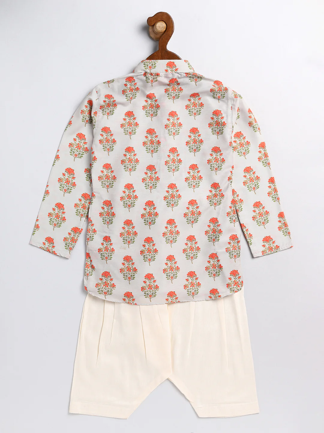 Sishu Boy's' Multicolor-Base-Beige And Cream Kurta Patiala Set - Image 3