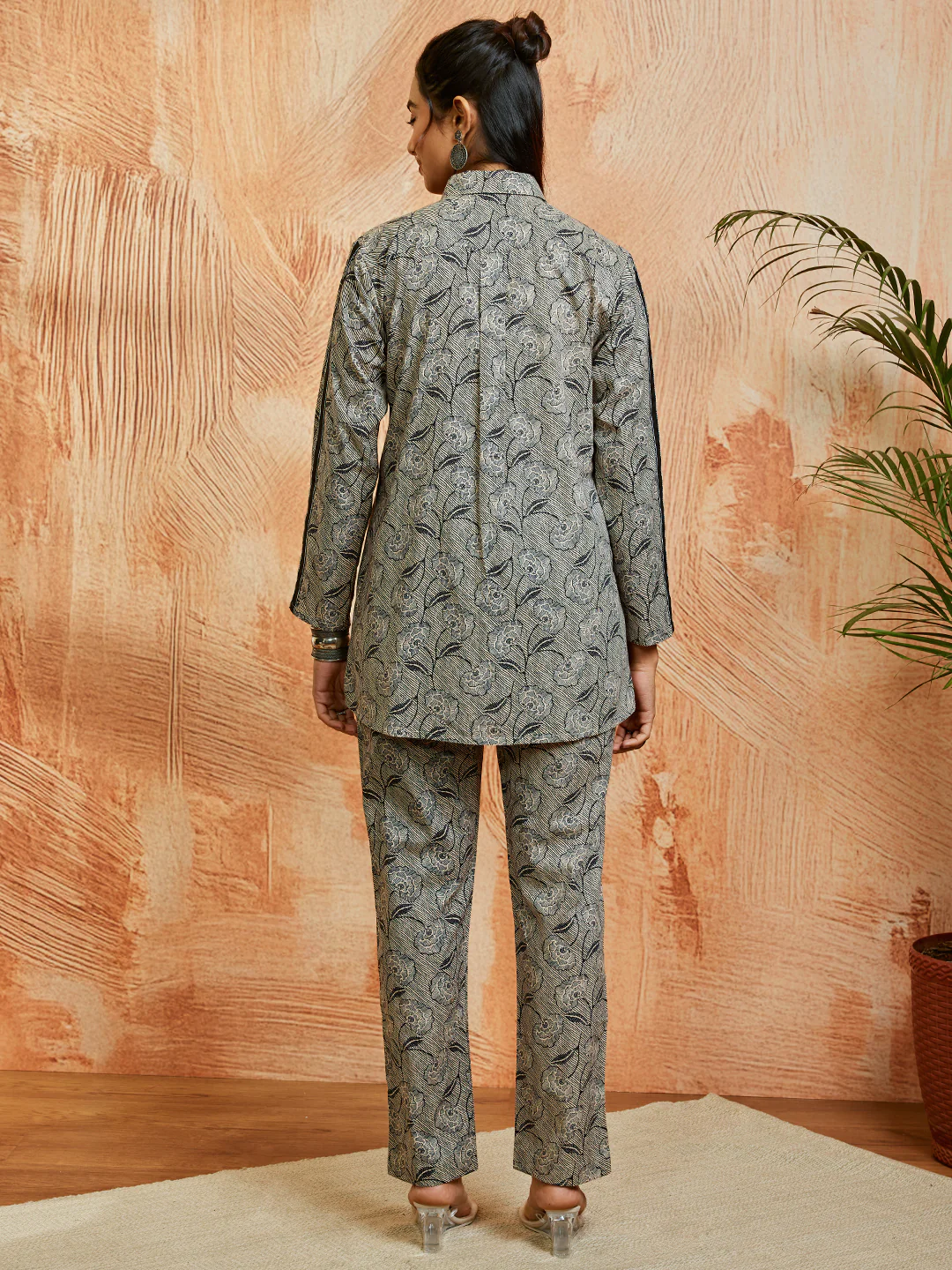 Women's Black Co Ords Set - Image 4