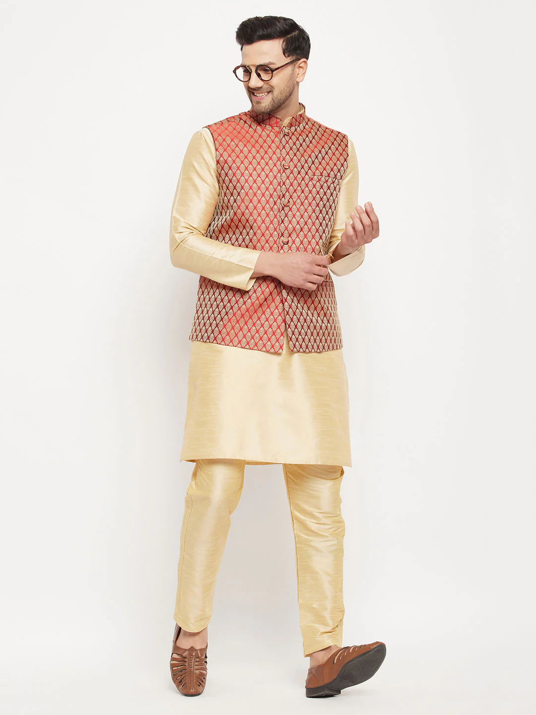 Men's Maroon Silk Blend Jacket With Kurta Pant Set - Image 6