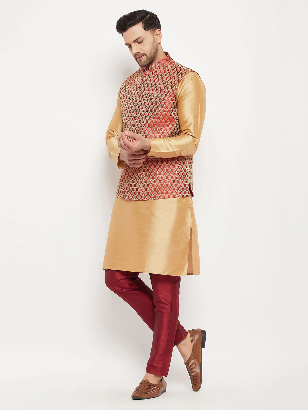 Men's Maroon Silk Blend Ethnic Jacket, Rose Gold Kurta And Maroon Pant Syle Pyjama Set - Image 7