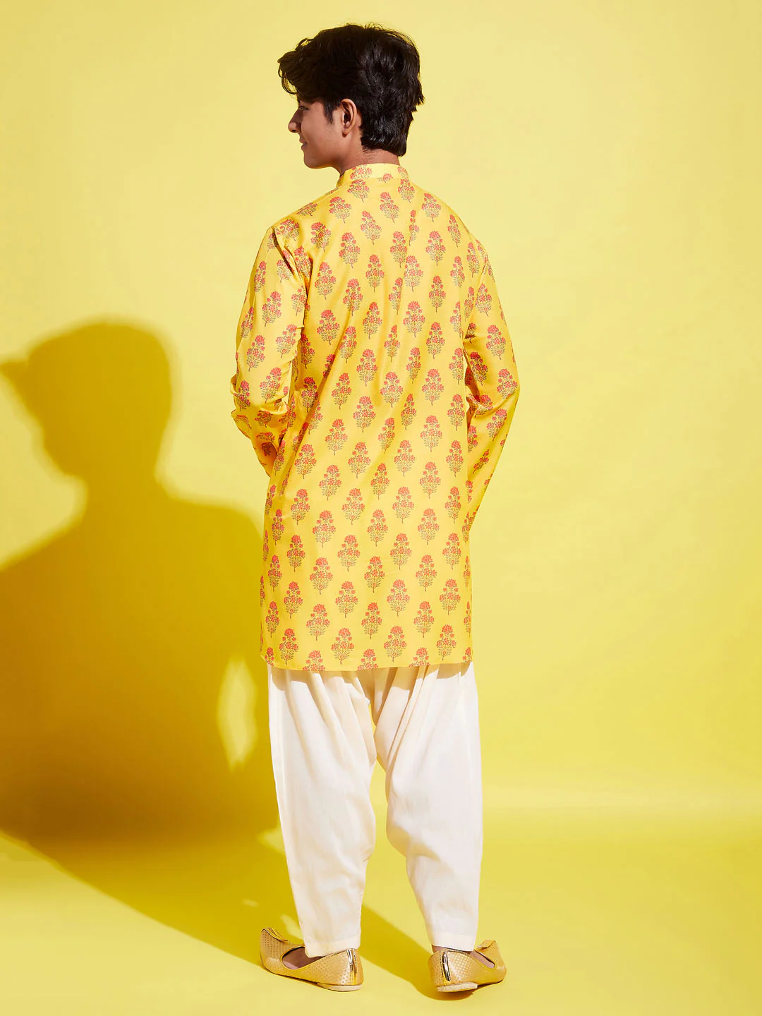 Boy's' Multicolor-Base-Mustard And Cream Kurta Patiala Set - Image 4